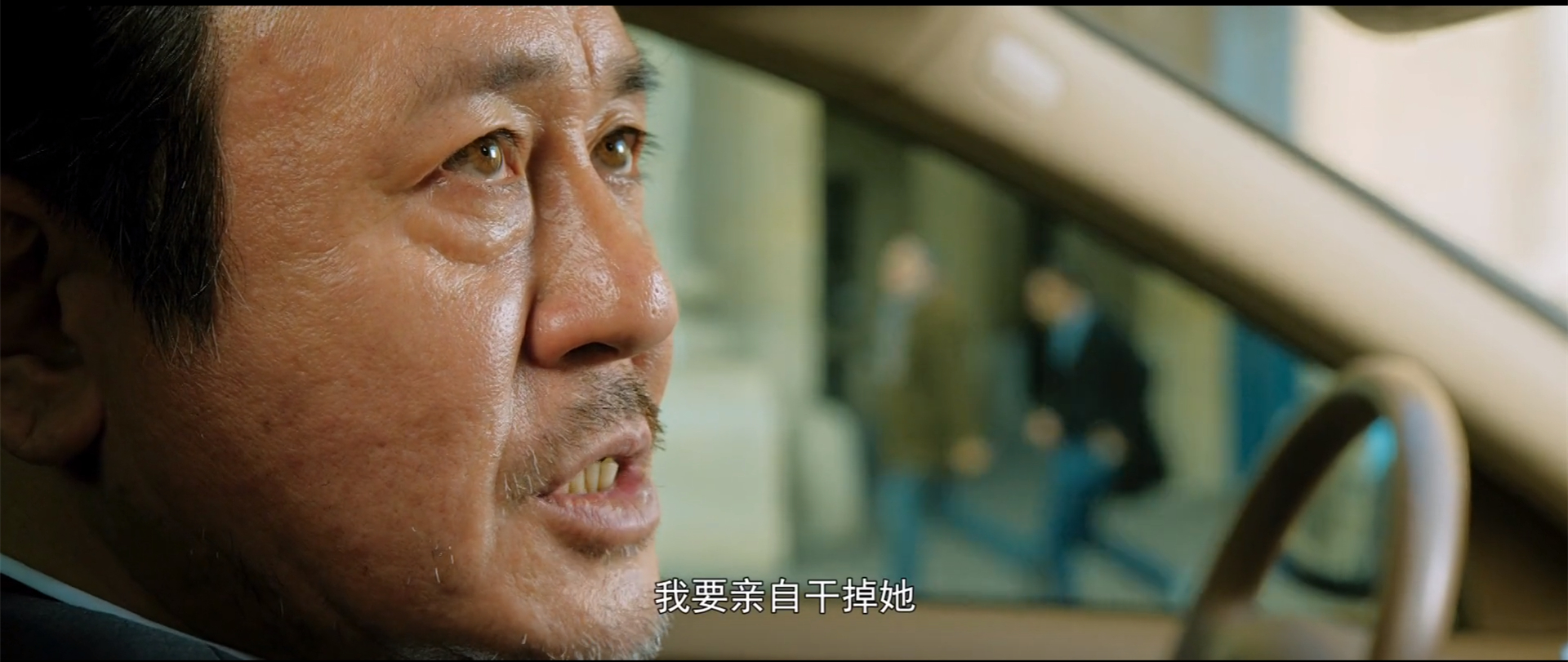 人类的大脑被100%开发,会发生什么?电影《超体》剧情解说