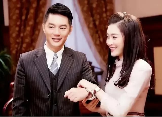 程愫|演员程愫:离婚那天抱着儿子痛哭,如今逆袭成院长