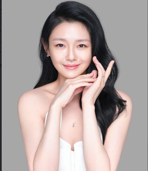 大S|大S刷汪小菲的信用卡给现任买鞋和行李箱，具俊晔也真敢收啊？