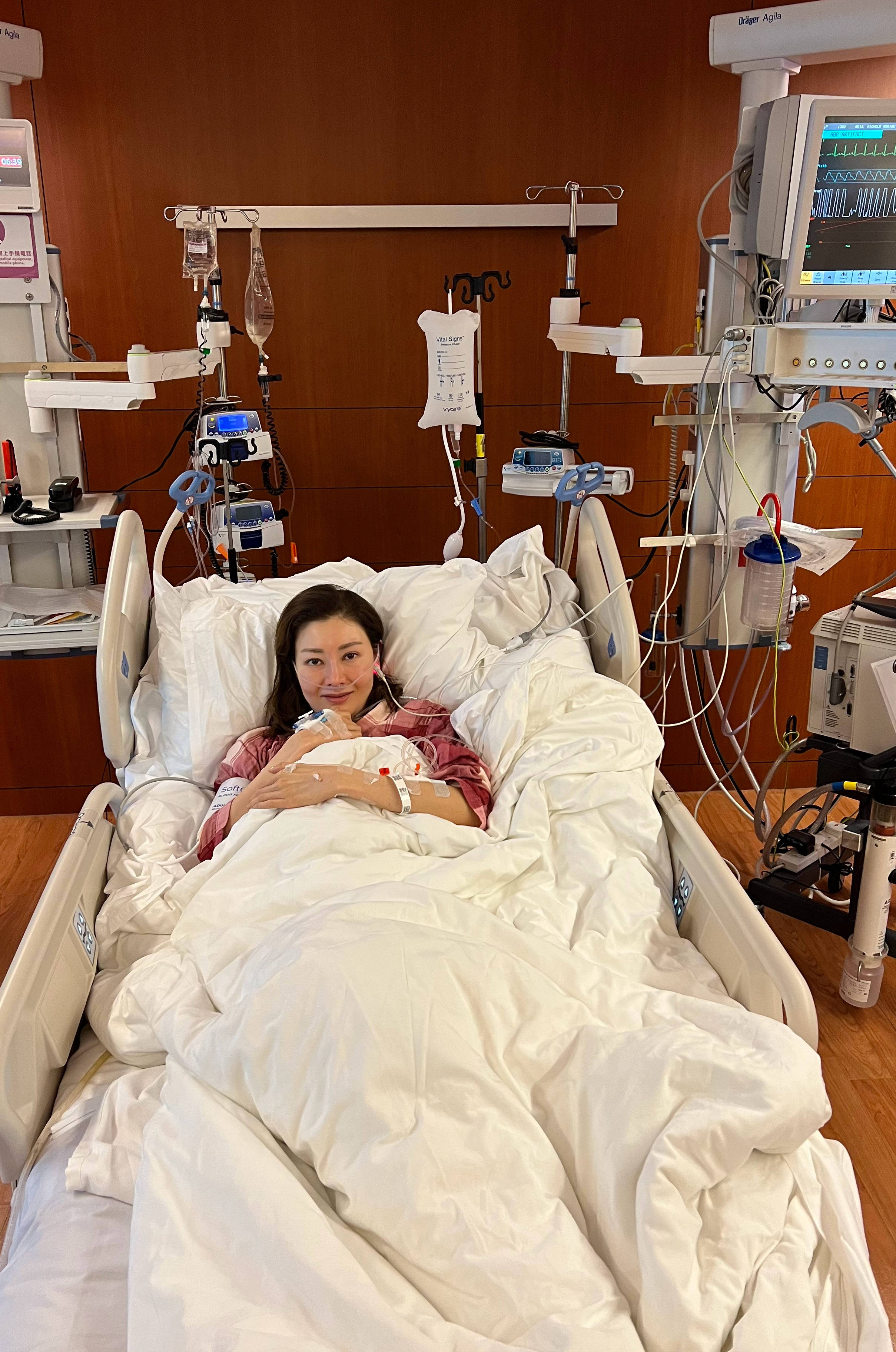 甄芯|52岁李嘉欣病重原因曝光，疑因过量服用减肥药，险些变成植物人