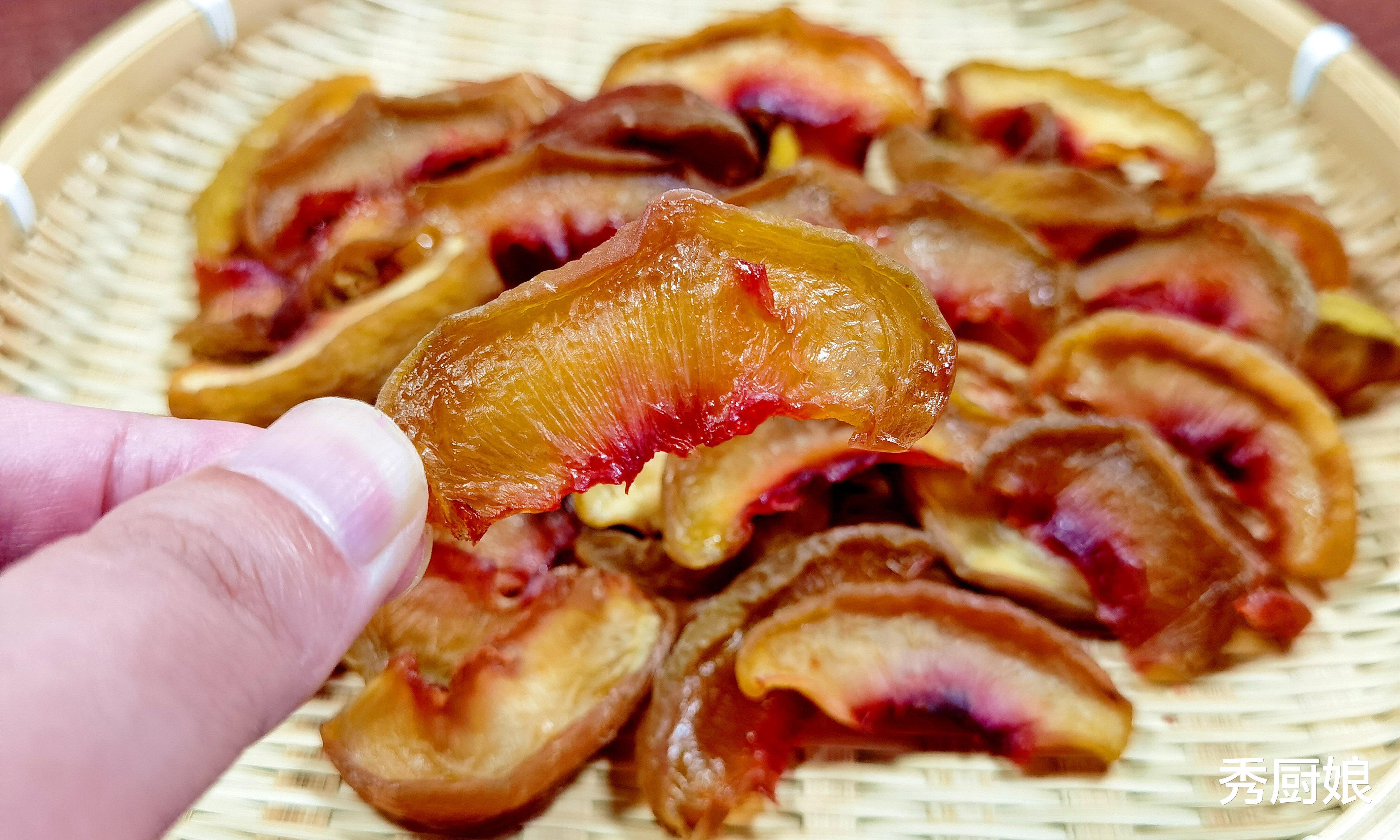 苹果|秋天,吃葡萄苹果不如吃它,一次多买些,一煮一晒囤起来,随吃随取真省事