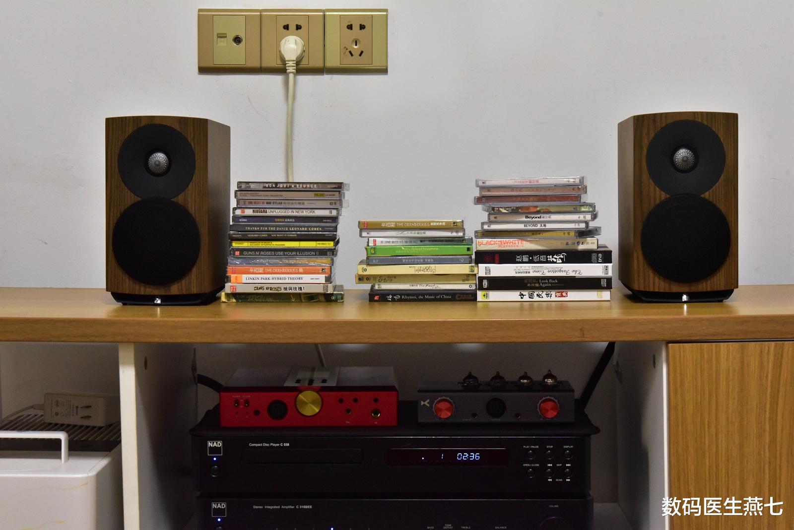 |如果这款巴掌大的书架箱火了一点不意外,可以说是完美的近场神器