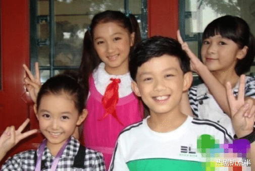 吴磊|“女人堆”长大的两大童星:有人绅士、有人嘴臭怼女性,差太多!