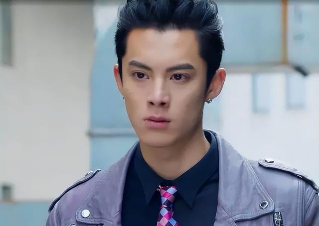 王挺|半路出家的9位演员，入行前是司机、刑警、老总，演技不输科班生