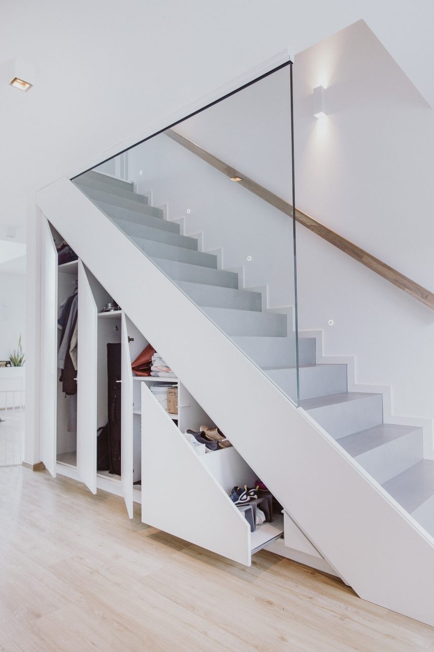 复式楼楼梯怎么做?来看看这几个款示的楼梯,还愁楼梯不好看!