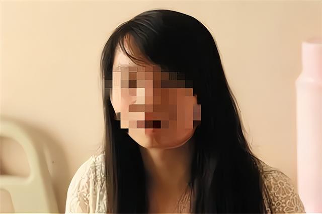 2016年河南男子怀疑妻子有染,躲衣柜里6小时,半夜走出砍死情夫