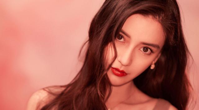 央视春晚|Angelababy杨颖不识抬举？对鹅厂的邀约无所谓，受到业内人士奚落