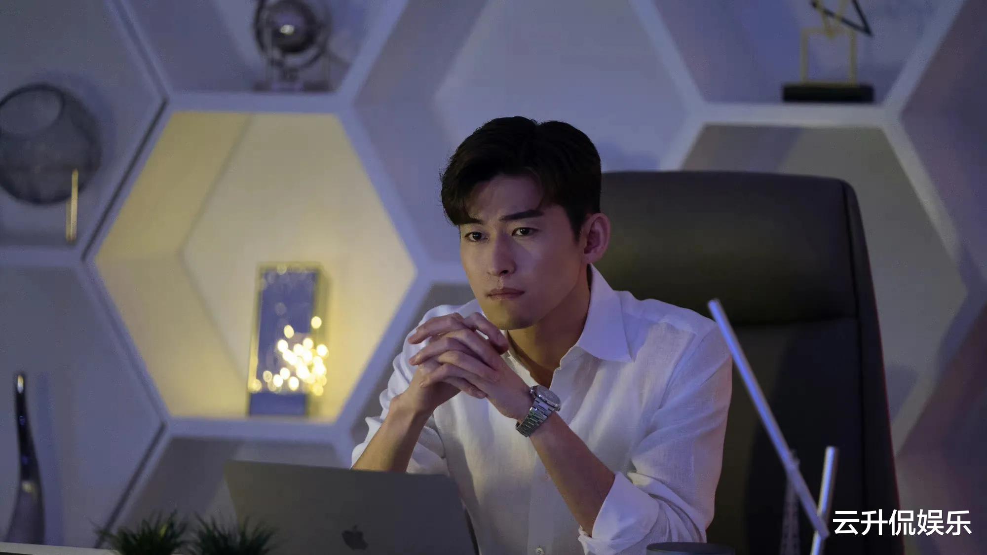 张翰|明星张翰最近有点烦，先是影视作品被下架，真人秀戏份也被删除