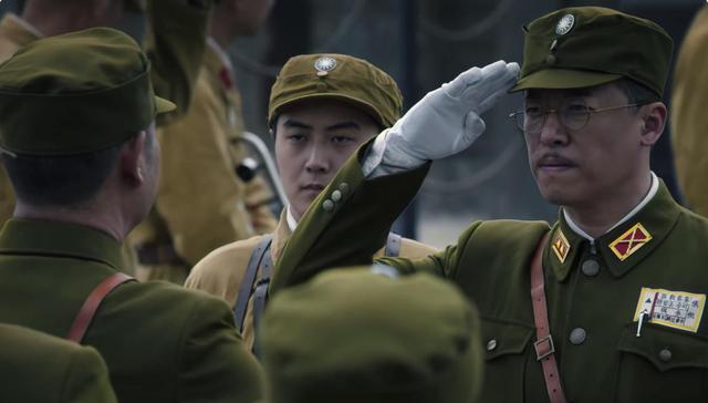 张国强|首播全国收视第一,张国强央视“黑马”大剧逆袭!剧情越看越上瘾