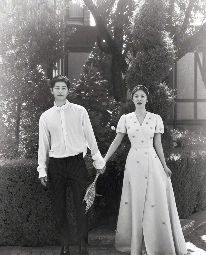 宋慧乔|孙艺珍 宋慧乔婚礼细节抠起来,普通美女比美,高级美女只为爱比心。