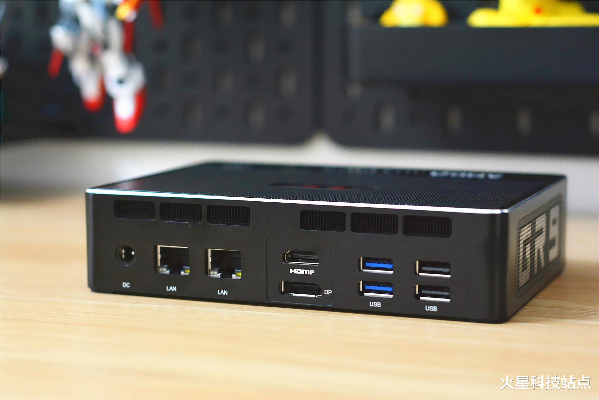 nas|锐龙9处理器+32GB内存,自带双网口,零刻GTR5迷你电脑主机评测