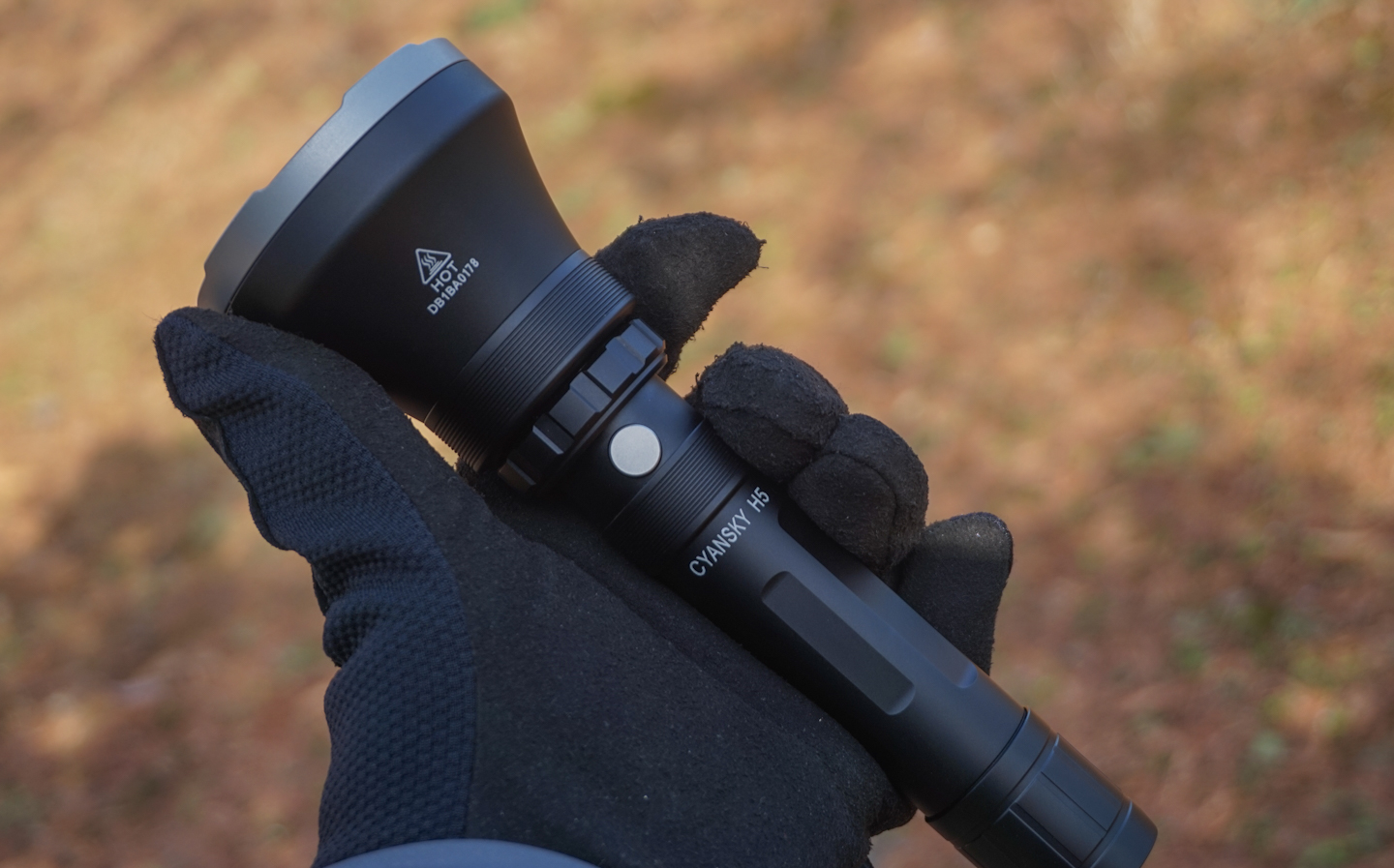 滤镜|红白绿三色变光狩猎手电CYANSKY H5