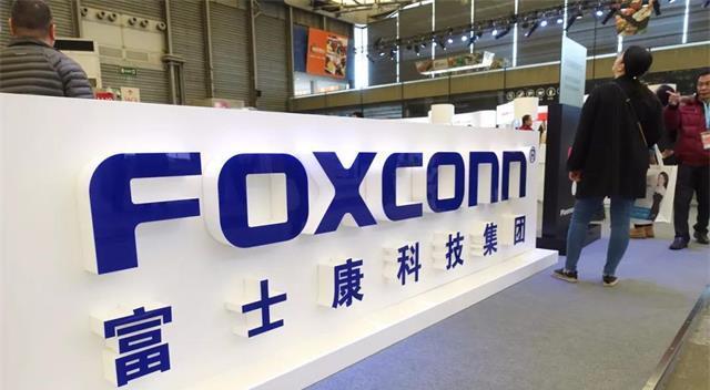 富士康|富士康现“用工荒”，高薪酬还管找对象，年轻人为何还不愿进厂？