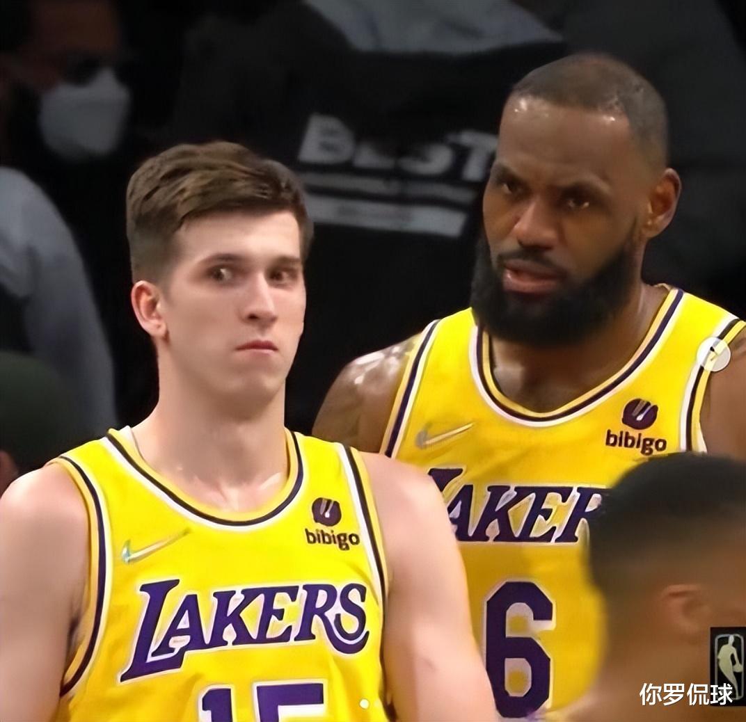湖人队|湖人效应！里夫斯签约国产球鞋，成为该品牌NBA第一人