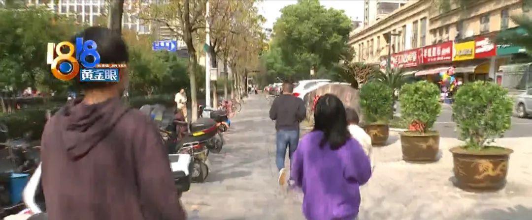 8个月宝宝磕到头 儿童座椅像“滑滑梯”?