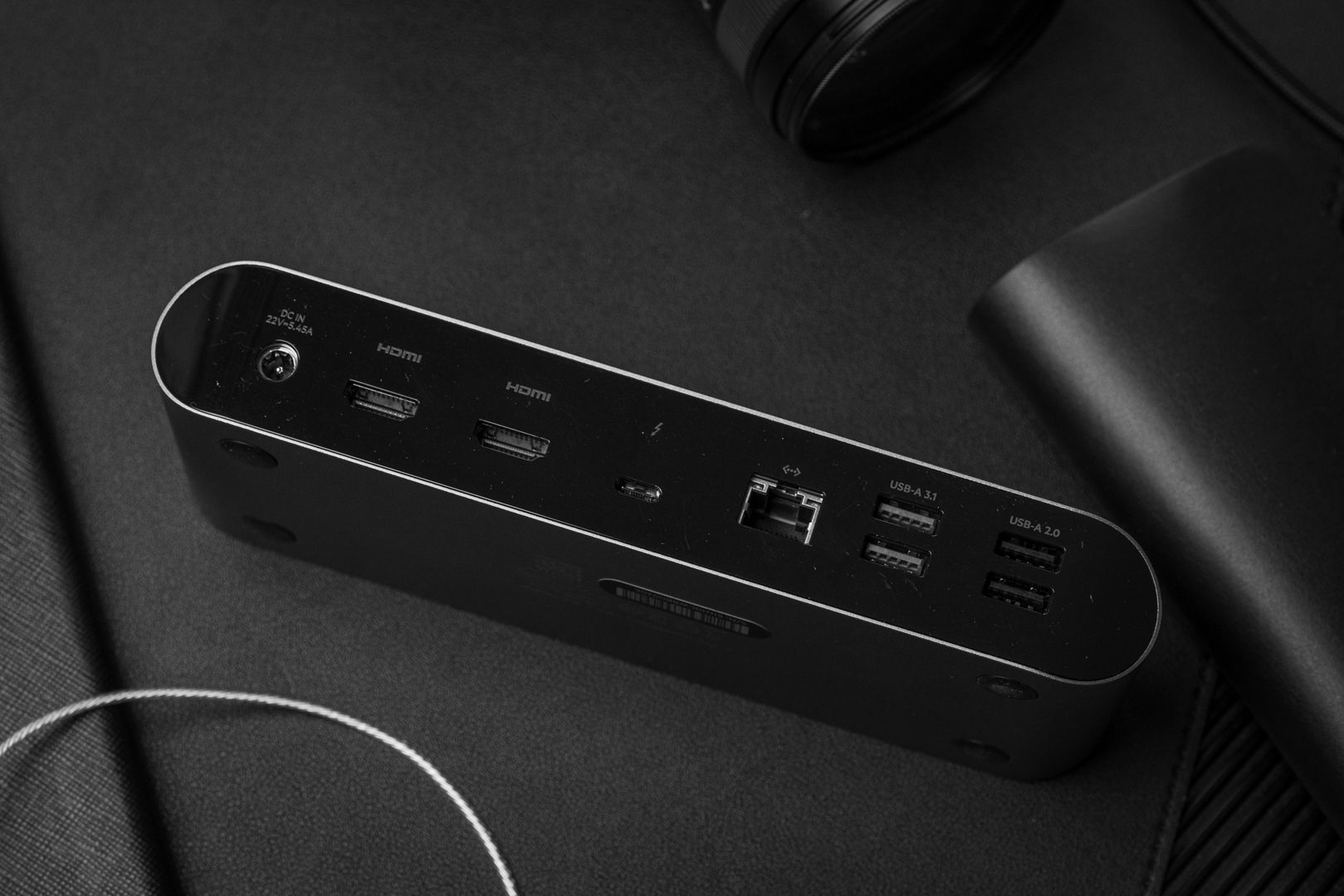 |一年换了5个拓展坞,最后我选了它!贝尔金雷电4专业拓展基座体验