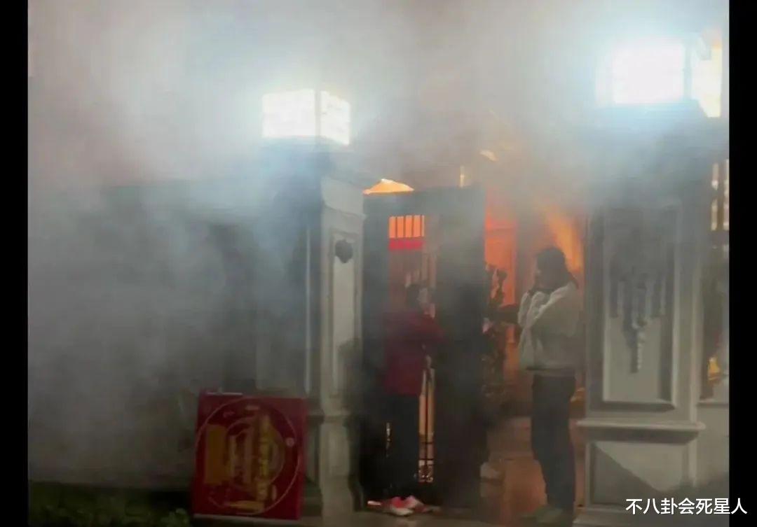 豪宅|8位明星春节暴露豪宅,住2亿豪宅,回农村建别墅,令人大开眼界