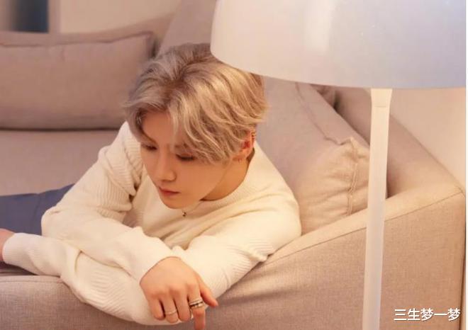 鹿晗|鹿晗恐高也恐飞,作为明星那么有钱,为何不去把自己的恐高治愈?