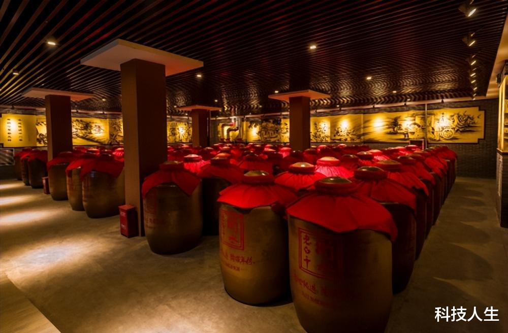 上央视“推火”的3款美酒,网友:100%粮食酒,好喝不贵