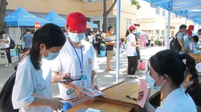 河南女大学生核酸呈“阳性”,学校瞬间炸锅了,感染原因叫人愤怒