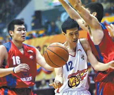 宋希|宏远王朝本土悍将！初代湛江球王！可惜30岁就因伤退役......