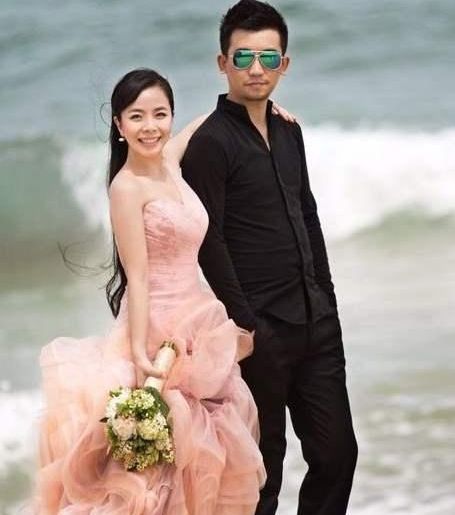 许凯|星光大道走出的王二妮，嫁经纪人放弃名利回农村，今抱怨带娃辛苦