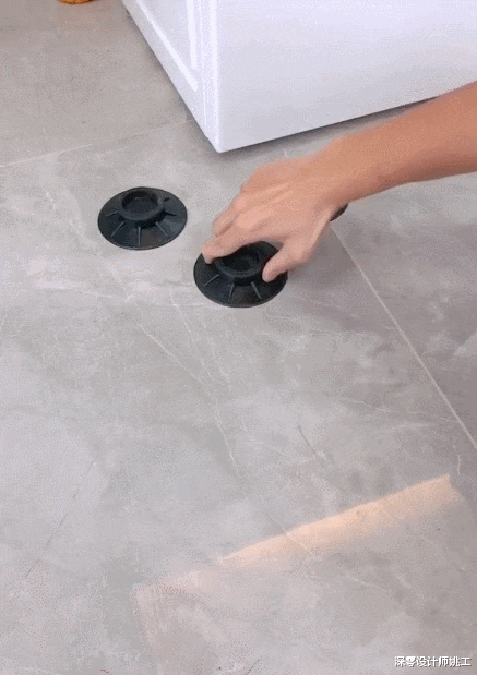 邻居也太机智了吧!砌地台把家电抬高,使用时弯腰次数大大地减少