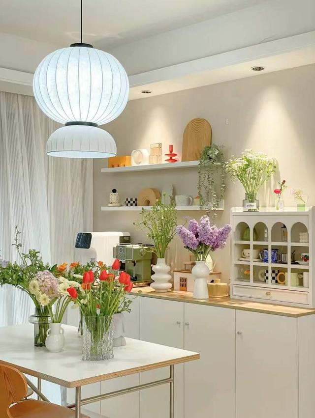 她家90㎡精装房,历经3次改造,邻居:为啥你家可以这么好看