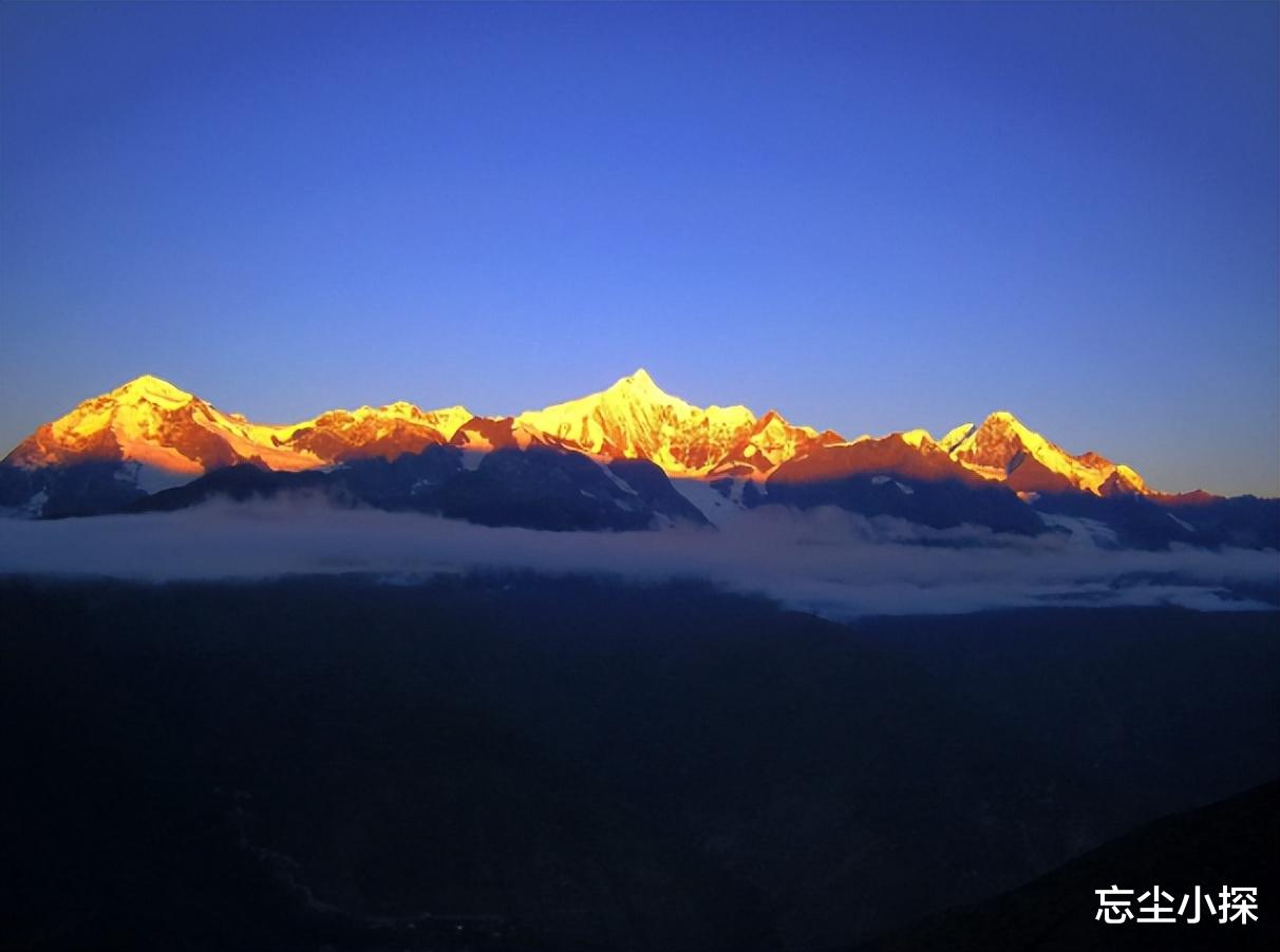 梅里雪山|云南神山，看日照金顶，风景堪比玉龙