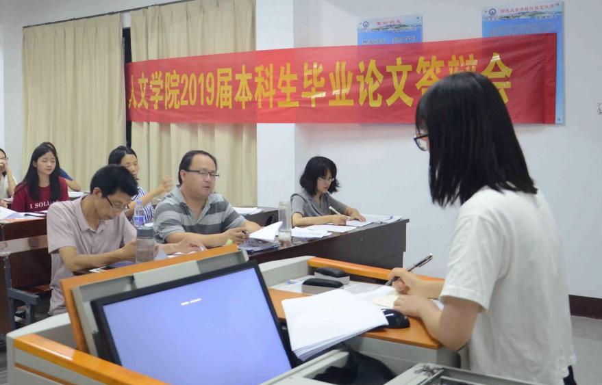 大学生|“挂4科太少没法延毕!”大学刮起一股延毕风,不以为耻反以为荣