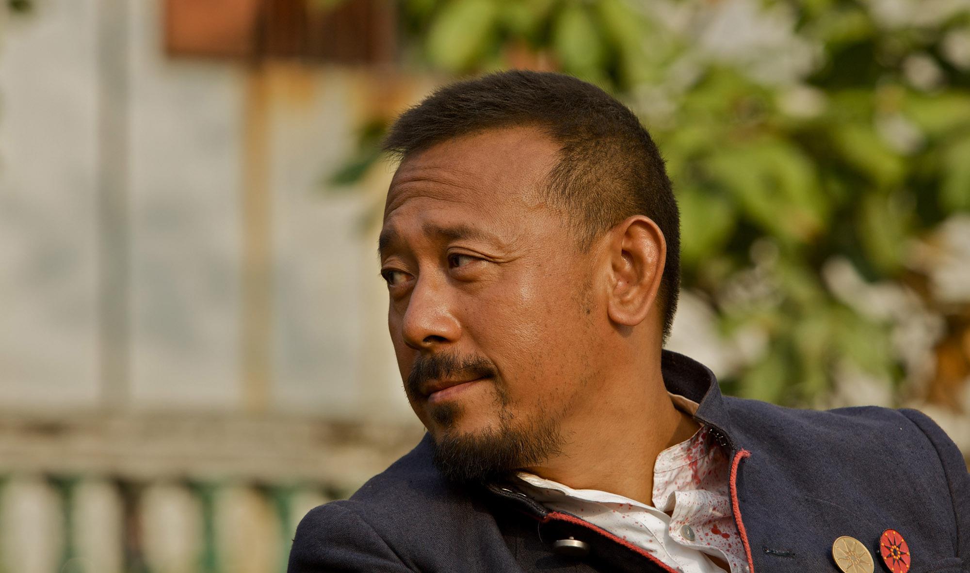 黄四郎|《让子弹飞》：做人要学“汤师爷”