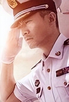 军人|什么是军人形象，这9位男星足够给许多新时代小清新上一课