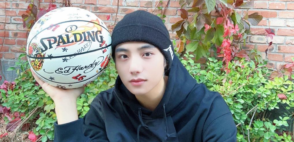 李振宁|被爆与美女同居，疑似恋爱曝光！李振宁火速否认：只是帮忙照顾猫