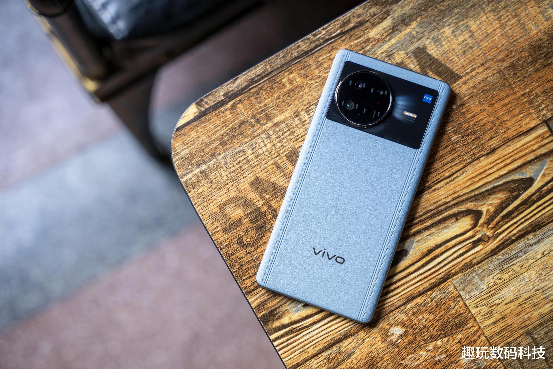 高通骁龙|vivo X Note堪称可移动的掌上工作站！性能、影像、屏幕都出色