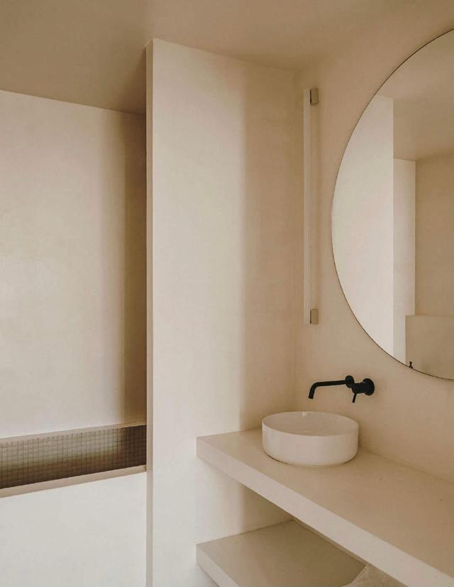 白色原木大地色,配色温柔至极,令人心动的自由生活空间