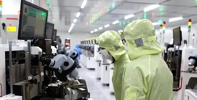 极紫外光刻|扛不住了？台积电欲关停EUV光刻机，大麻烦还在后头