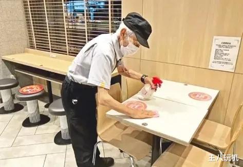 麦当劳|肯德基，麦当劳，星巴克这些企业服务越来越差了