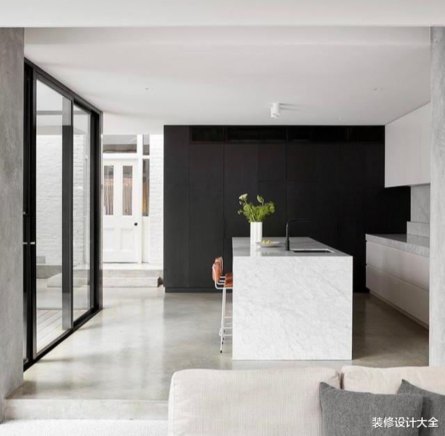 极简白设计，让整个空间看起来纯净又宽敞，室内氛围更高级！