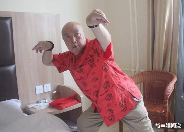 师父|突传噩耗!一代宗师于海去世,曾在《少林寺》中扮演李连杰师父