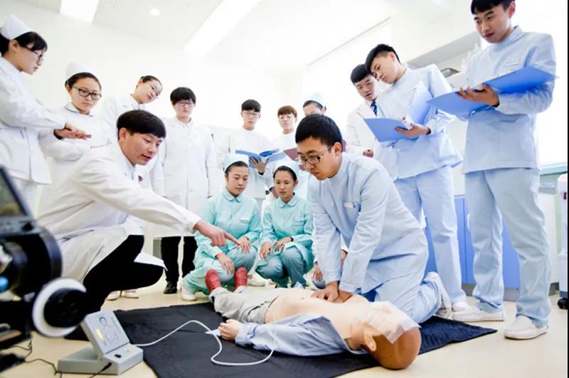 职业教育|怎么为孩子选择一所优秀的中职学校?