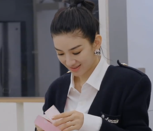 天天向上|黄奕有危机感，看到年轻貌美的蔡卓宜，脱口而出的质问吓坏节目组