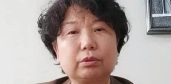 可笑!杜新枝闹事之后又在网络上喊冤引众多网友嘲讽:戏精!