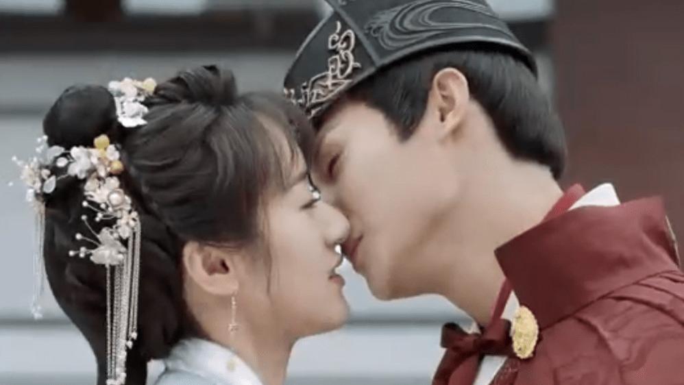 袁冰妍|郑业成主演的热剧，打戏行云流水，却因与袁冰妍的吻戏太撩人被删