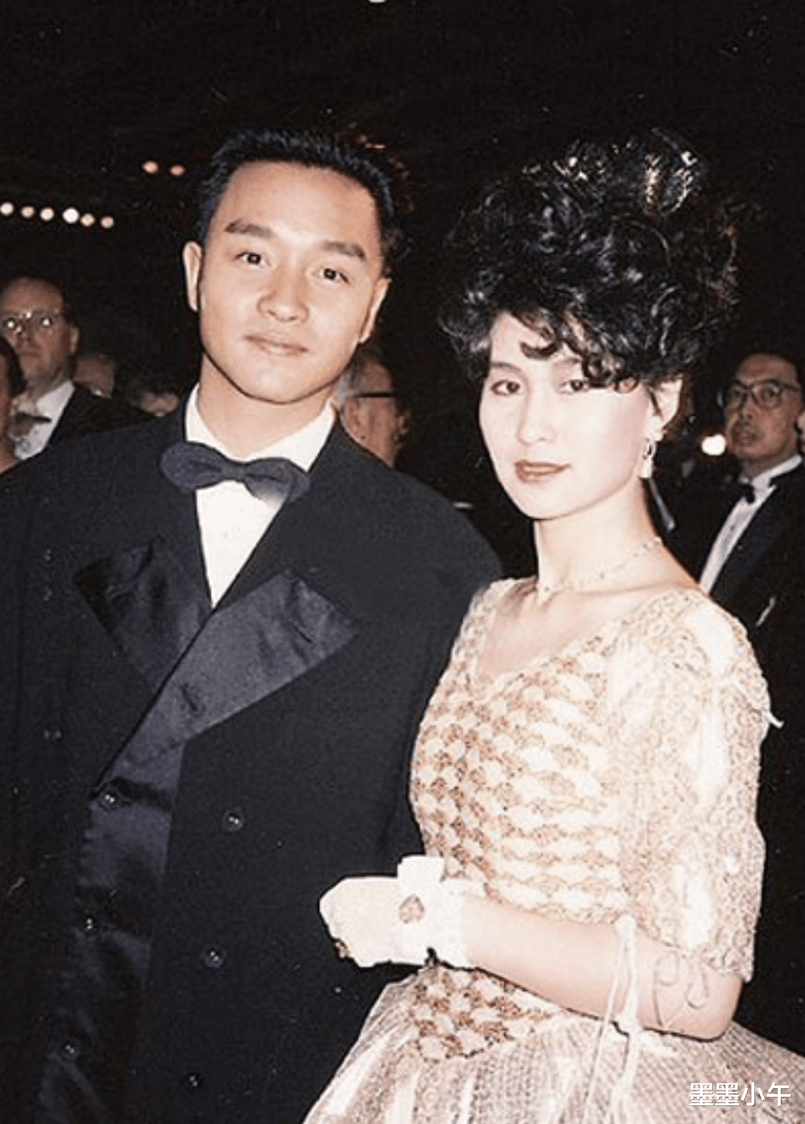 何超琼|离婚22年后，再看何超琼，许晋亨的人生状况，夫妻差距一目了然