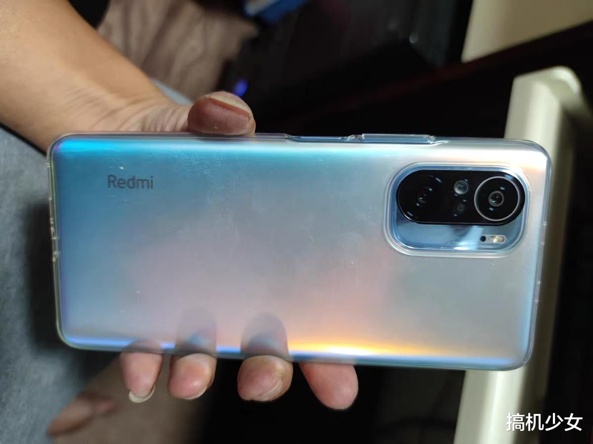 高通骁龙|爆款骁龙870手机降至1859元，配备12+256GB大容量，还有三星E4屏