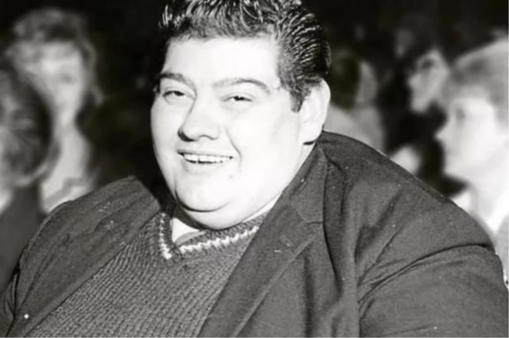 医生 国外小伙绝食382天，成功减重248斤，1年后怎么样了