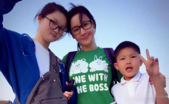 孙楠|孙楠的儿子近照,孙楠:闲的是情,静的是心!买红妹52岁依旧单身