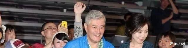 景甜|终于承认和赵本山的“真实”关系，难怪46岁还是单身一人