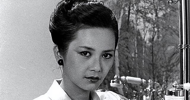 刘德华|她曾对刘德华有恩，71岁时被儿女败光家业，刘德华表示养她一辈子