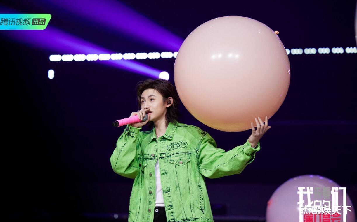 张碧晨|张碧晨的“尴尬”，让《来看我们的演唱会》刚开播口碑就翻车
